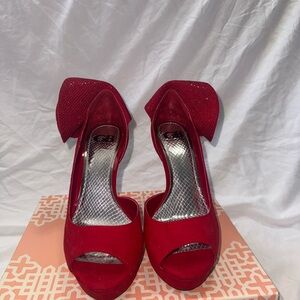 Gianni Bini Red Bow Peep-Toe Heels
